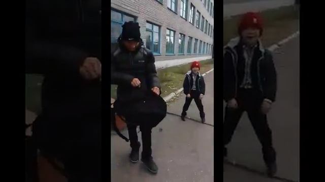 Пацан не на того нарвался*)$$$ смотреть онлайн