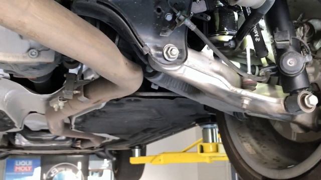 BMW x5 - Rear Suspension Sagging - Cause and repair смотреть онлайн