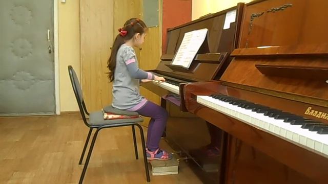 И.С. Бах - "Менуэт ре минор" смотреть онлайн