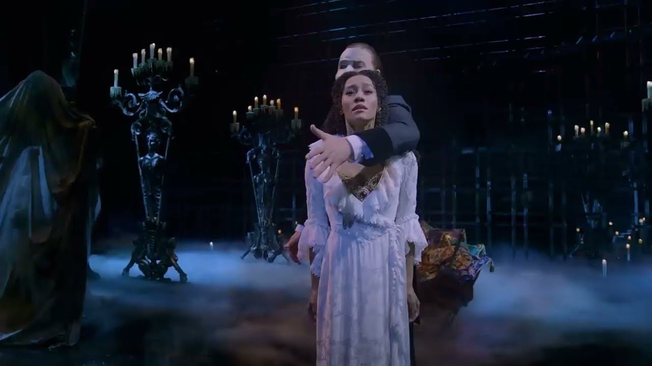 Скрипач флейтистке травит анекдот. Стихи: Игорь Соловьёв. Музыка, исполнение и видео: Олег Касьян смотреть онлайн