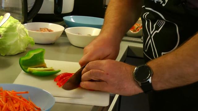 Лапша ЯКИСОБА.Как вкусно приготовить японскую лапшу! смотреть онлайн