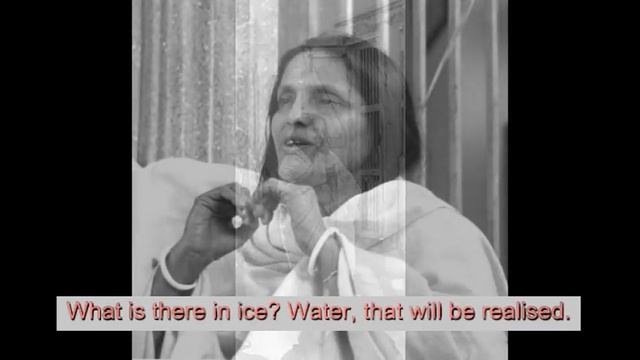 Ma Anandamayi at the samyam saptah at Rama Tirtha Mission, Dehra Dun, in 1974, смотреть онлайн