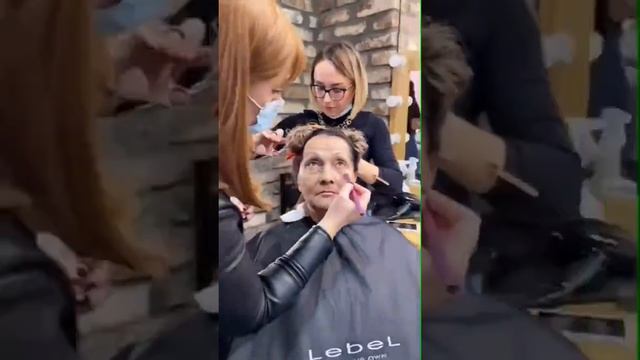 До и После: стрижка, окрашивание, макияж. Модель 60+ смотреть онлайн