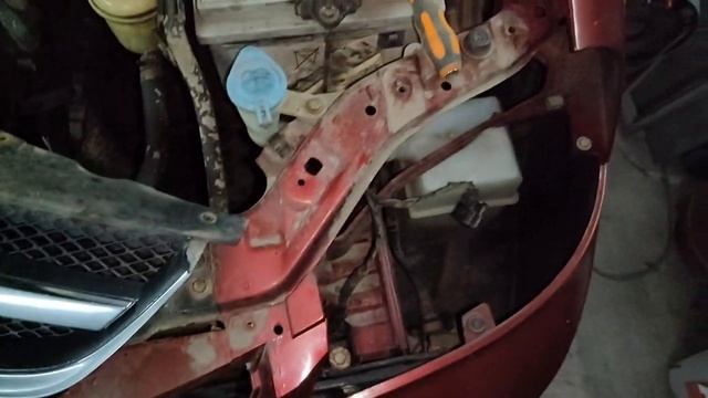 Как снять передний бампер Шевроле Лачетти. смотреть онлайн