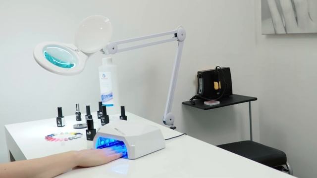Лампа для сушки ногтей Brilliant Professional, артикул: 31-0702 смотреть онлайн
