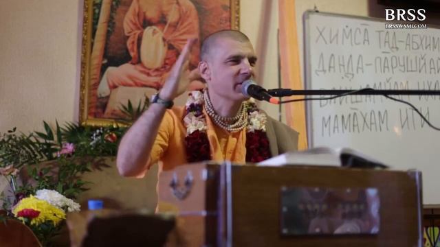 Бхакти Расаяна Сагар Свами I Как прославлять духовного учителя смотреть онлайн