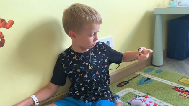 Распаковка и первый запуск квадракоптера. смотреть онлайн