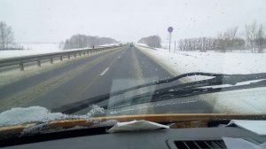 Зимой в -15 градусов на мотоцикле с люлькой.  Скорость 110км в час