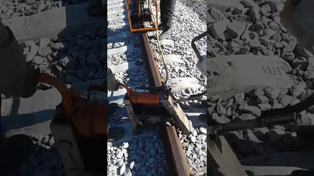 Новейшая машина по укреплению (пандрол) смотреть онлайн