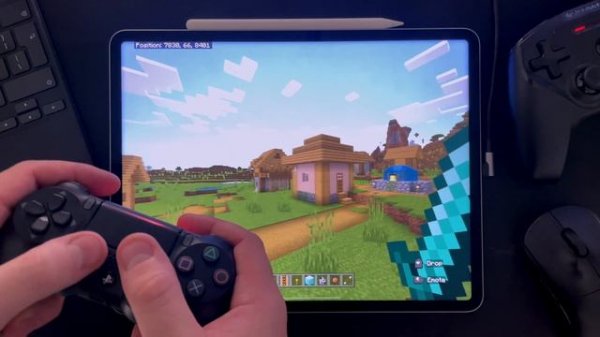 How is Minecraft on the new Apple iPad Pro 12,9" M2 model? | 120 FPS? Mouse & Keyboard, Controller