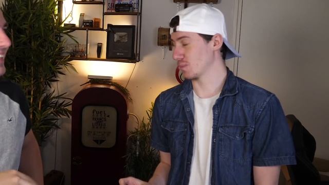 ON LIT DES FANFICTIONS SUR LA REDBOX (malaise) feat @Ne0xi смотреть онлайн