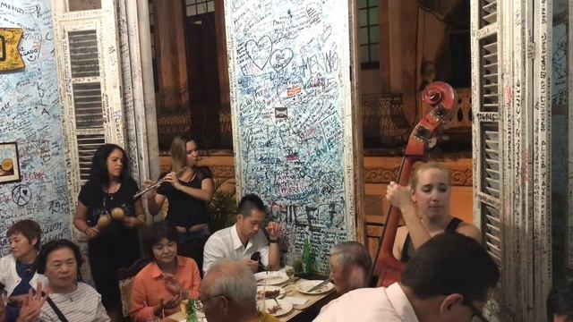 La Bodeguita del Medio -La Habana Cuba- Grupo Manantial смотреть онлайн