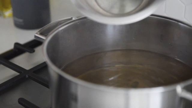 How to make vegetarian Tom Yum Soup | SUPER EASY HOMEMADE WINTER VEGAN RECIPE смотреть онлайн