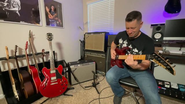 1970’s Fender Silverface Amps: Vibrolux Reverb & Twin Reverb смотреть онлайн
