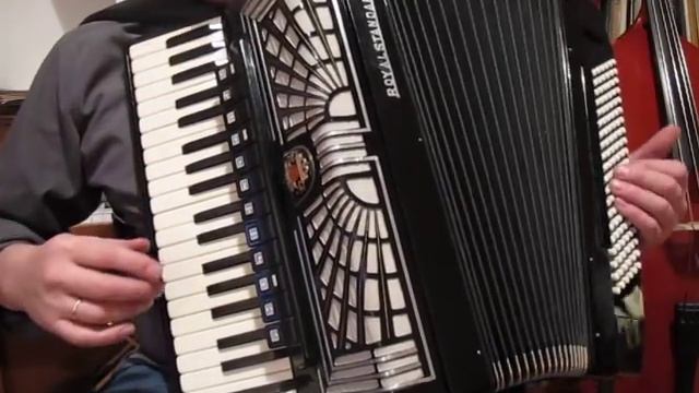 Selecta Akkordeon Royal Standard , Cassotto смотреть онлайн