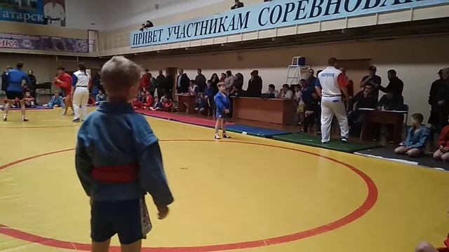Соревнования в г.Татарск.Яньков-Киреев Марк самбо смотреть онлайн
