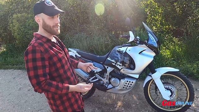 HONDA AFRICA TWIN 750 / LA REINA DE LAS MOTOS TRAIL CLÁSICAS / la restauraré? смотреть онлайн