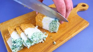 Покупаю свежее сало и готовлю из него яркую трехцветную закуску