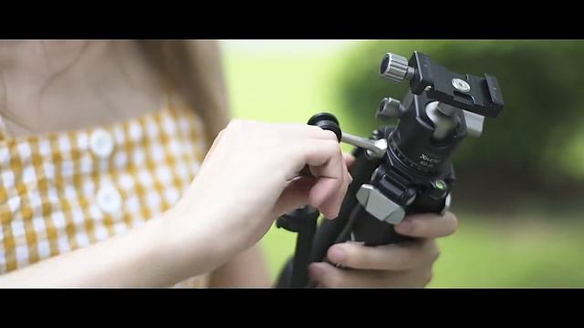 XILETU XLS-223C carbon fiber lightweight tripod desktop video stand смотреть онлайн