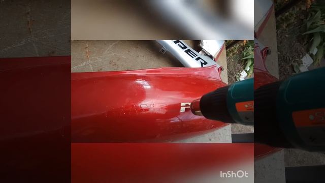 Удаление наклеек с пластика на скутере!!! смотреть онлайн