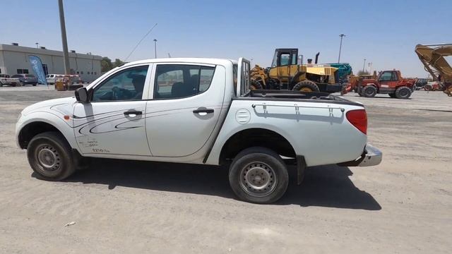 2007 Mitsubishi L200 Crew Cab 4x4 Pickup - Dubai, UAE Timed Auction | 21 & 22 June 2022 смотреть онлайн