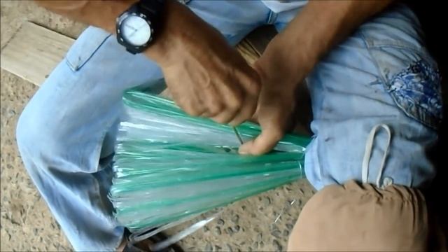 #vassourasecológicas VASSOURA GROSSA DE GARRAFA PET - TADEU BUSS - ITAMARAJU - BA 2016 смотреть онлайн