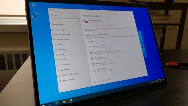 Windows 10 Running On the Surface Pro 8 | Full Installation & Review смотреть онлайн
