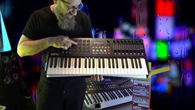 Akai Professional MPK249 Midi DAW Controller Unboxing First Impressions MPC Beats смотреть онлайн