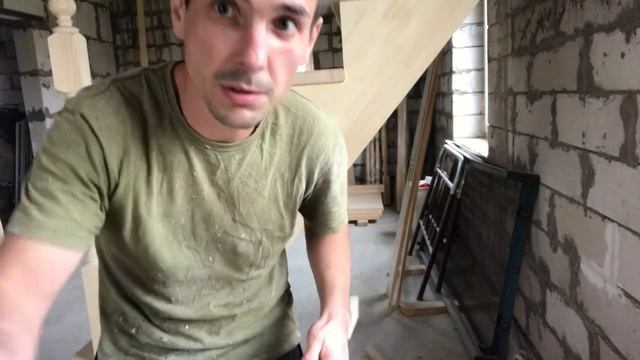 Как запилить угол на балясине для лестницы смотреть онлайн