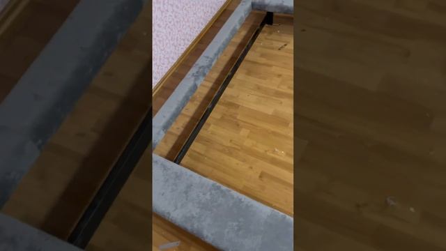 Перетяжка изголовья #изготовлениемебели #новосибирск #перетяжкамебели #сделайсам #asmr #сделай смотреть онлайн