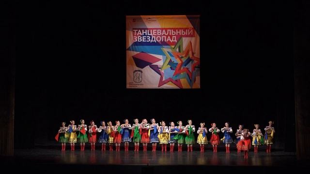Русский танец "Девичий перепляс". Russian dance "Girl's Dance", Loktev Ensemble. смотреть онлайн