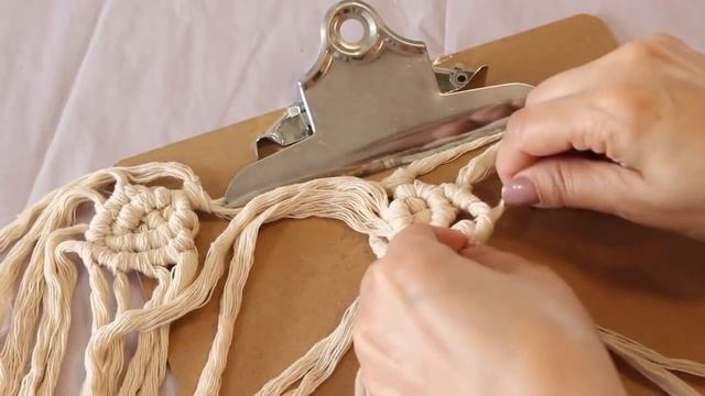 COMO HACER FLOR DE MACRAMÉ / MACRAME FLOWER смотреть онлайн