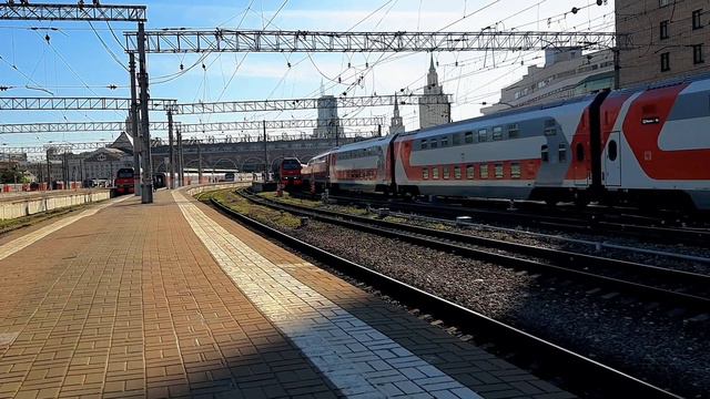 Отправление ЭП20-024 с фирменным поездом №26Г сообщением Москва-Ижевск смотреть онлайн