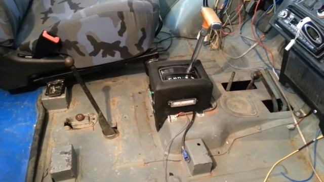 Установку короба под ручку АКП для ЛуАЗа смотреть онлайн