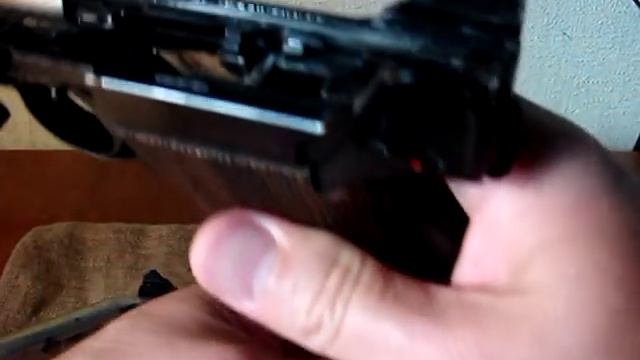 Luger P-O8 KWC CO2 pistol смотреть онлайн