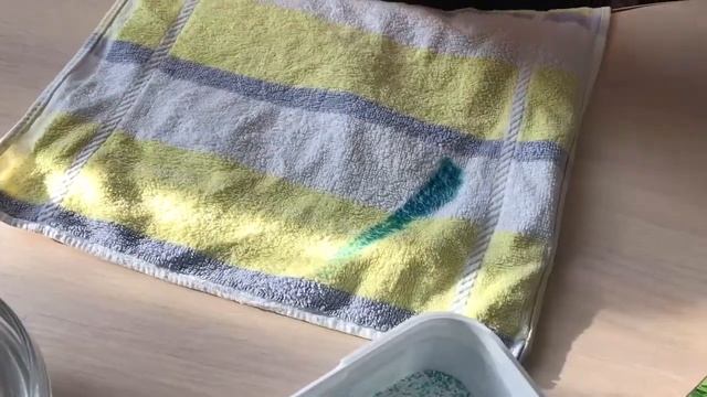 Как вывести пятно от зеленки Отбеливатель-пятновыводитель Oxi Hit смотреть онлайн