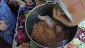 Нежнейшая и сочная запеченная целиком курочка. Курица маринованная в рассоле.