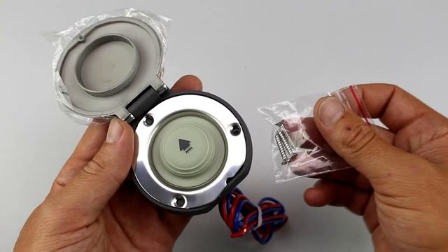 Кнопка ножного управления лебедкой Lewmar смотреть онлайн