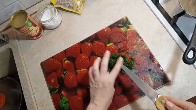 Яичная диета День 5 Куриные слёзы, суп из фасоли и салат из рукколы смотреть онлайн