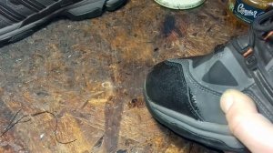 Ремонт обуви! Что делать если на кроссовках разошёлся шов!