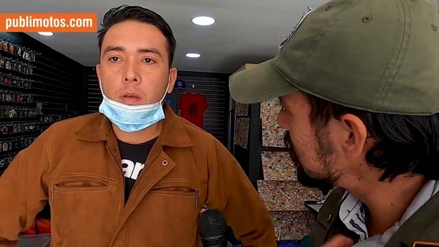 ?Le voy a colocar calcomanías a mi moto ?¿Sabes en qué lugar poner las calcas?? смотреть онлайн