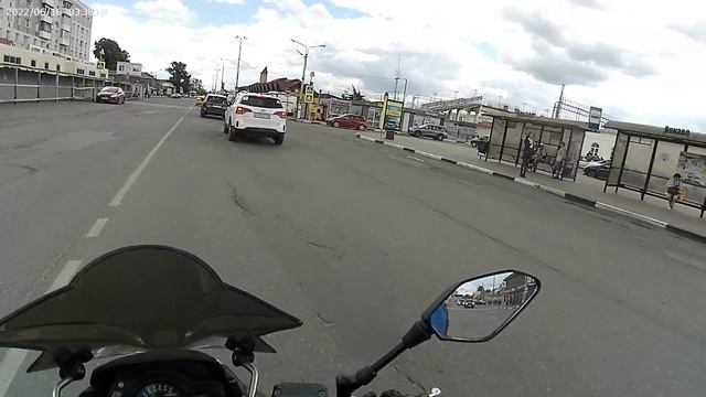 Stels Benelli600 Павловский Посад катаемся с женой мимо вокзала, мотобат смотреть онлайн