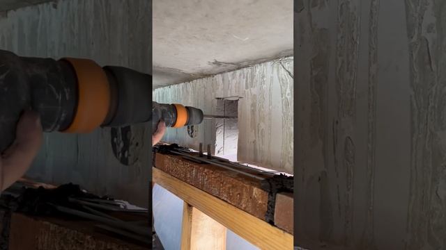 Монтаж кирпичной перемычки BAUT. Кладка ригельного кирпича. #каменщики #кладкаригеля смотреть онлайн