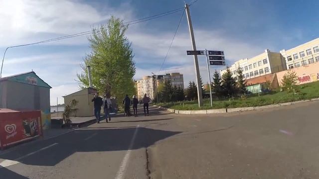 Пешеходы на велодорожке. Подборка культурные Омские жители. г.Омск Город глазами велосипедиста #16 смотреть онлайн
