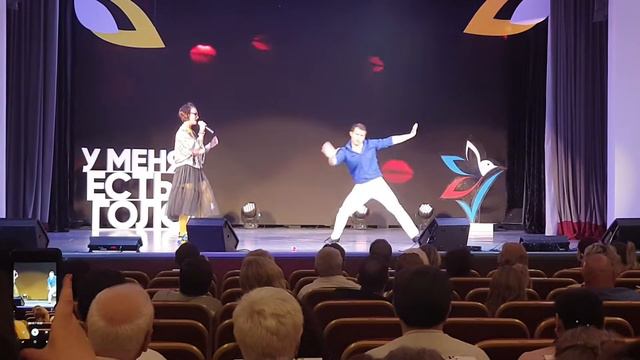 Гусева Александра . Кавер А.Б.Пугачева "Я тебя поцеловала " смотреть онлайн