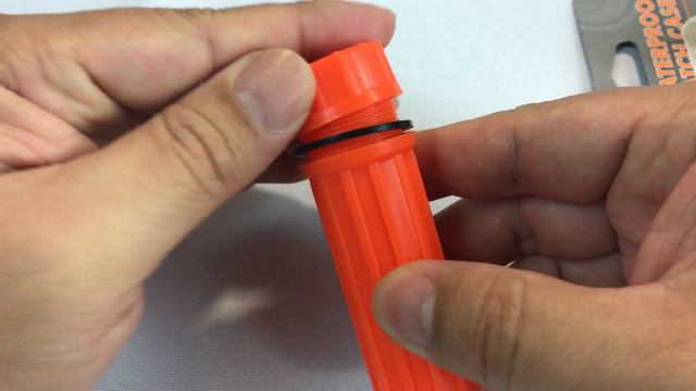 UST orange emergency survival plastic waterproof match case review смотреть онлайн
