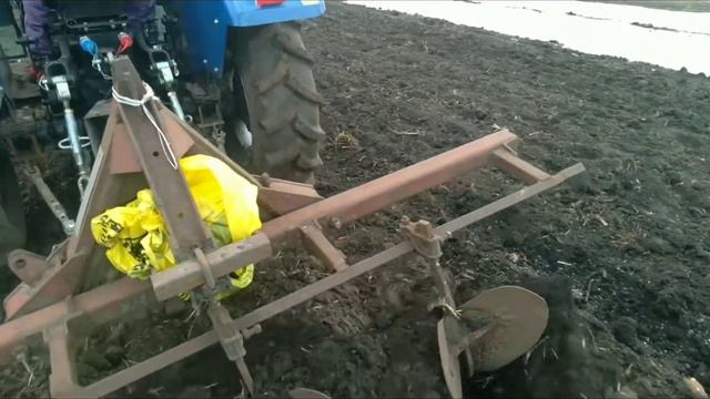 Donh Fenh 244 + окучник. Посадка картоплі. 05.04.2021. смотреть онлайн