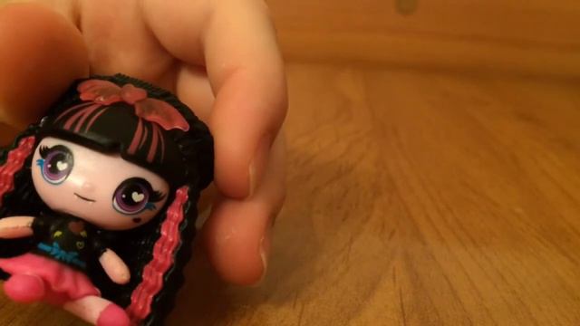 Обзор на фигурку monster high minis/3-ая часть смотреть онлайн