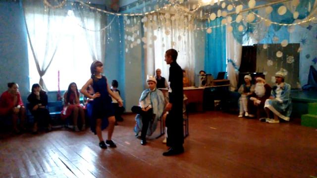 Новогодняя сценка смотреть онлайн