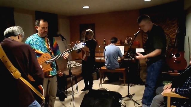 JAMMING AT THE 2015 WINTER SOLSTICE PARTY..LEAH DELANO'S смотреть онлайн